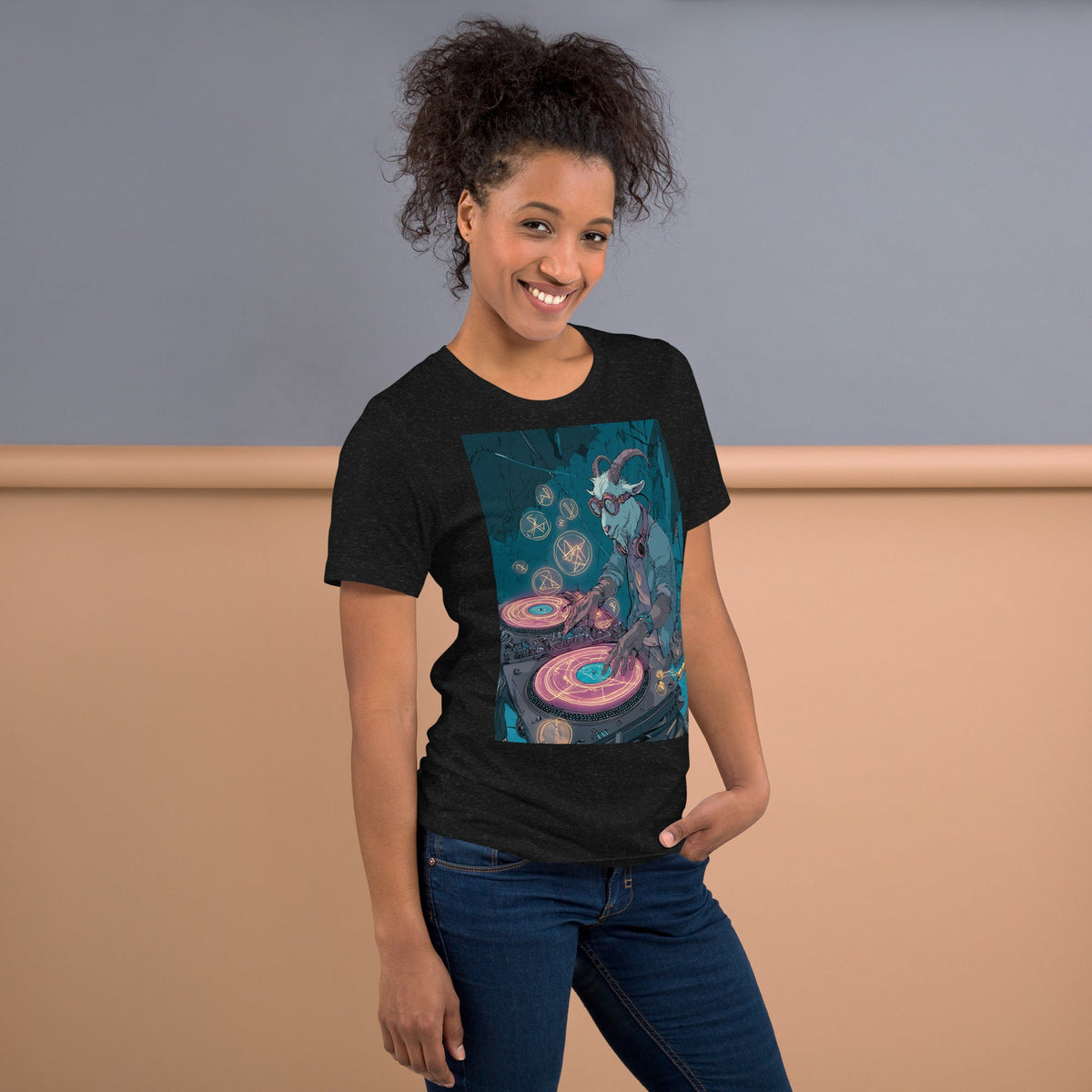 Bassline Conjurer – Unisex Staple T-Shirt - BBairt